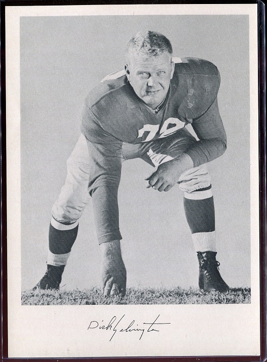 1957 Giants Team Issue #34 - Dick Yelvington - exmt
