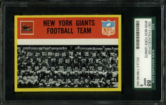 Giants Team - 1967 Philadelphia #109 - SGC 88