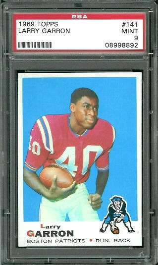 Larry Garron - 1969 Topps #141 - PSA 9