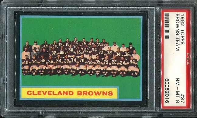 1962 Topps #37 - Cleveland Browns Team - PSA 8