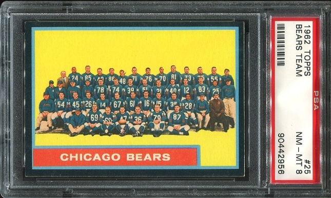 1962 Topps #25 - Chicago Bears Team - PSA 8