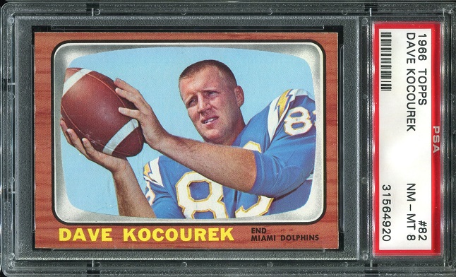 1966 Topps #82 - Dave Kocourek - PSA 8