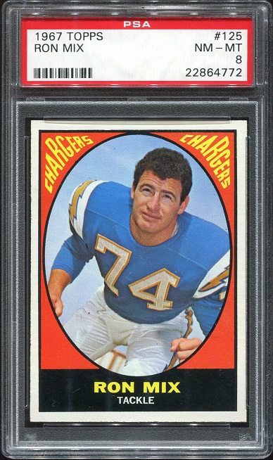 1967 Topps #125 - Ron Mix - PSA 8